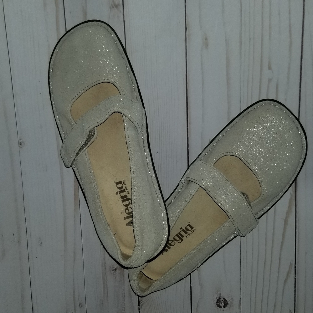 Algeria Shoes